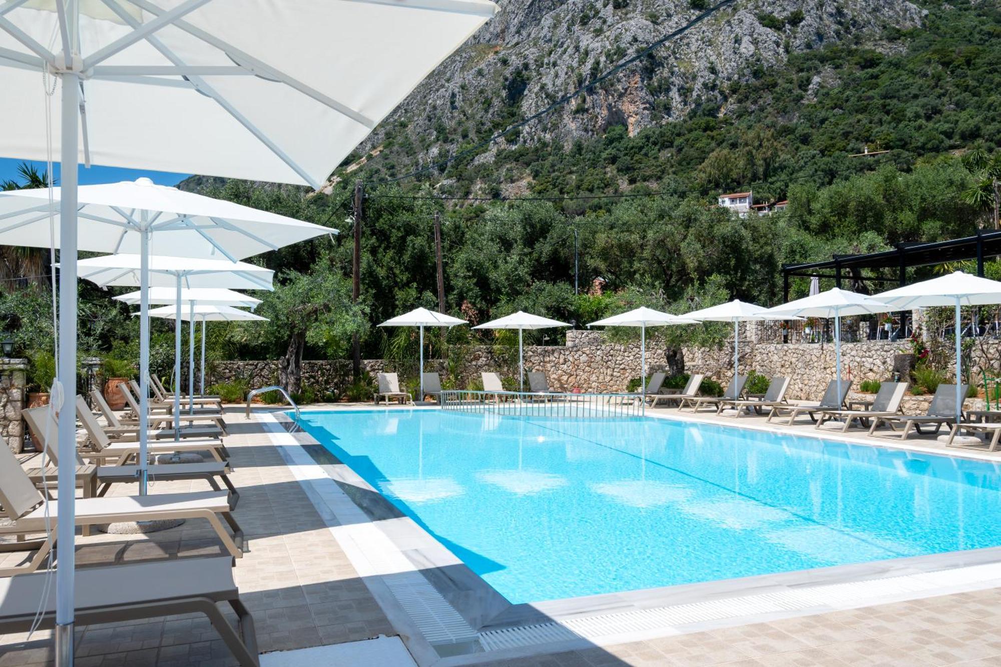 Crystal Blue Hotel, Barbati Exterior foto
