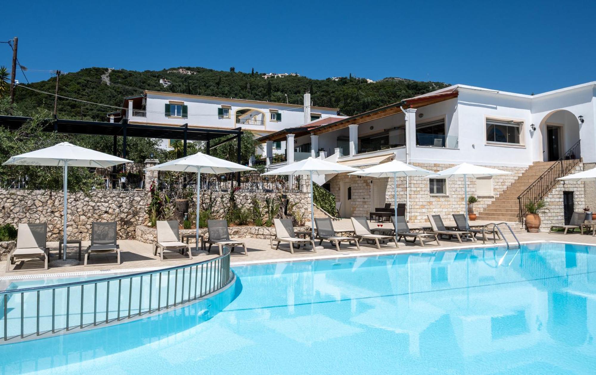 Crystal Blue Hotel, Barbati Exterior foto